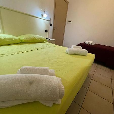 Bed and Breakfast Oz House Scalea Zewnętrze zdjęcie